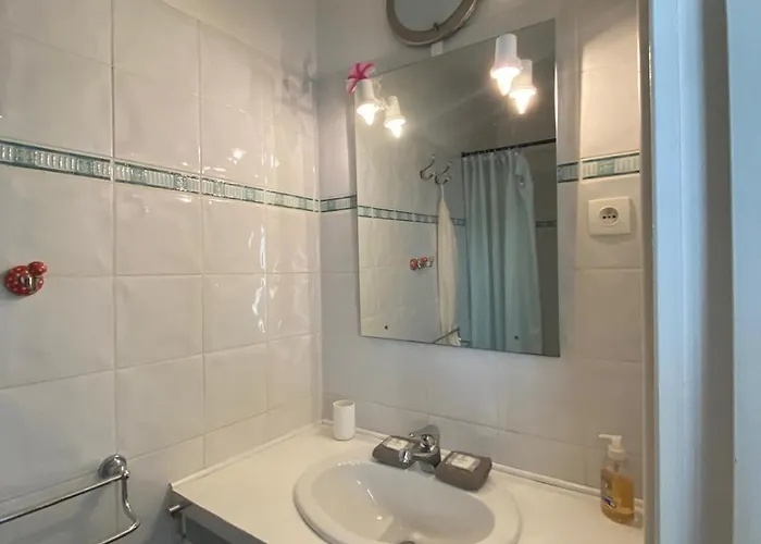 Apartamento 'vieux Port' 102 M2 Standing, Clim, Garage