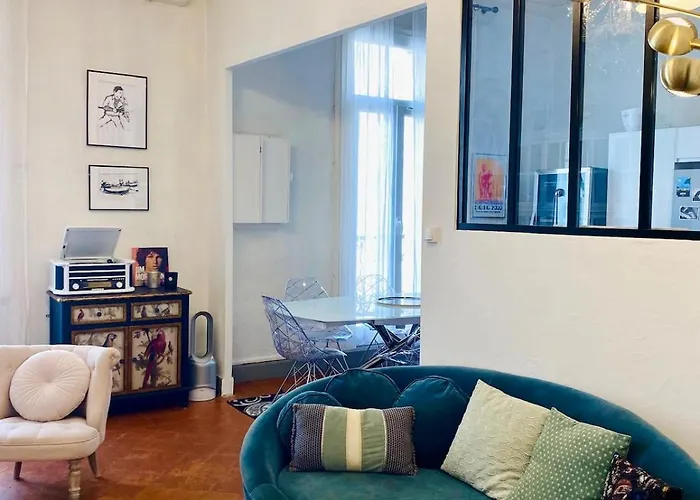 'vieux Port' 102 M2 Standing, Clim, Garage